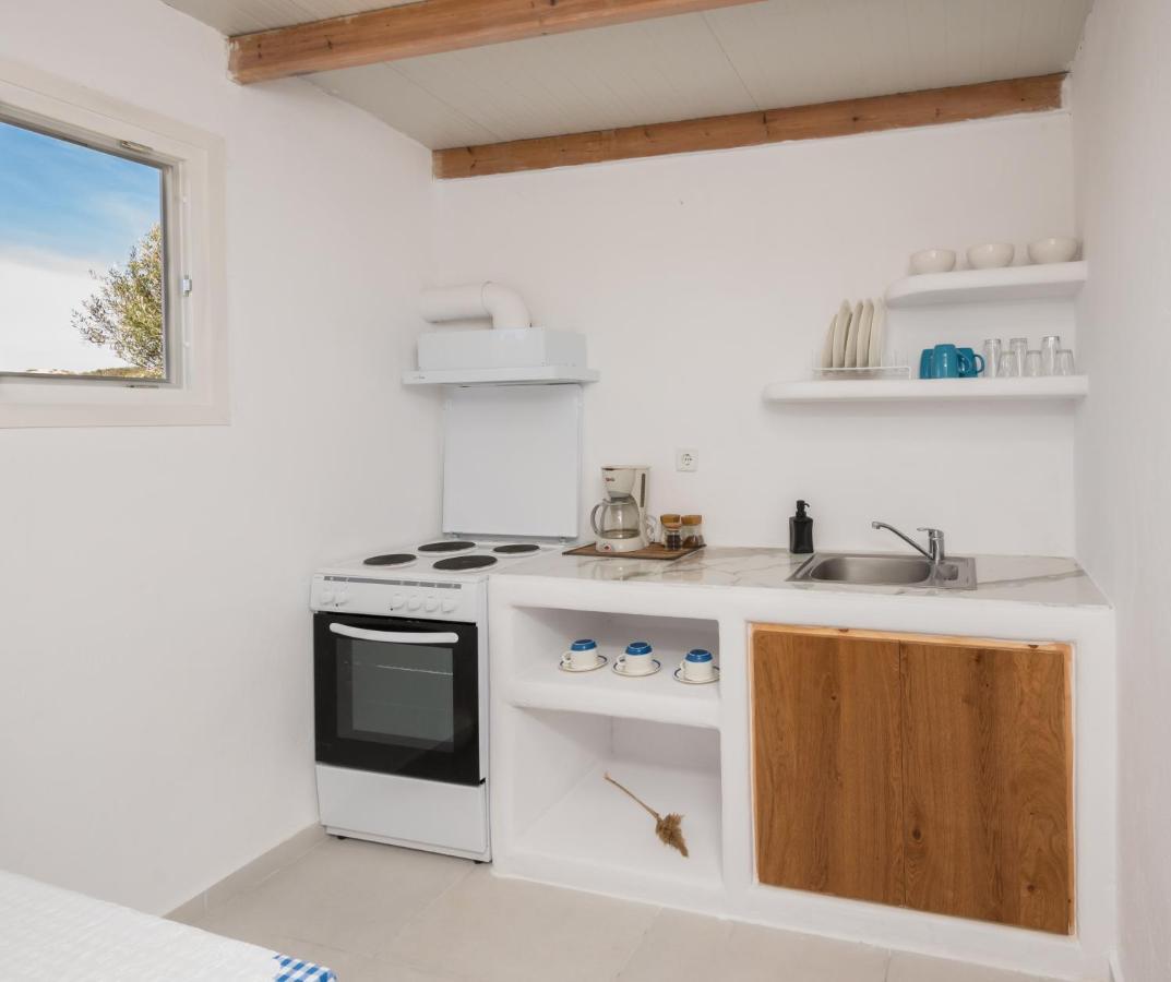 Sarantis Suites & Apartments Проватас Экстерьер фото
